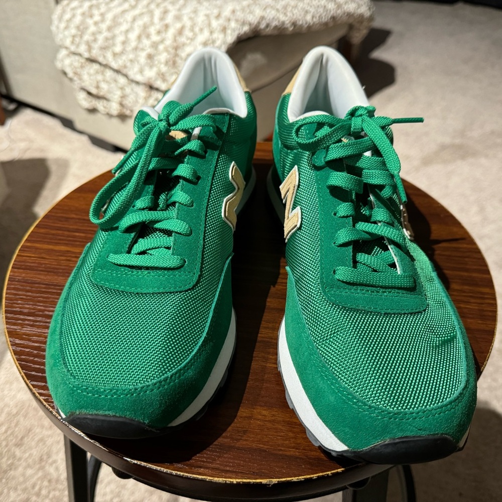 Men’s New Balance shoes size 10.5 brand new